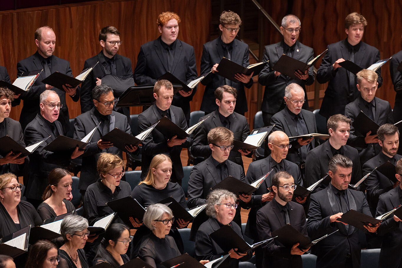 2024 Donald Runnicles conducts the Durufle Requiem Gallery